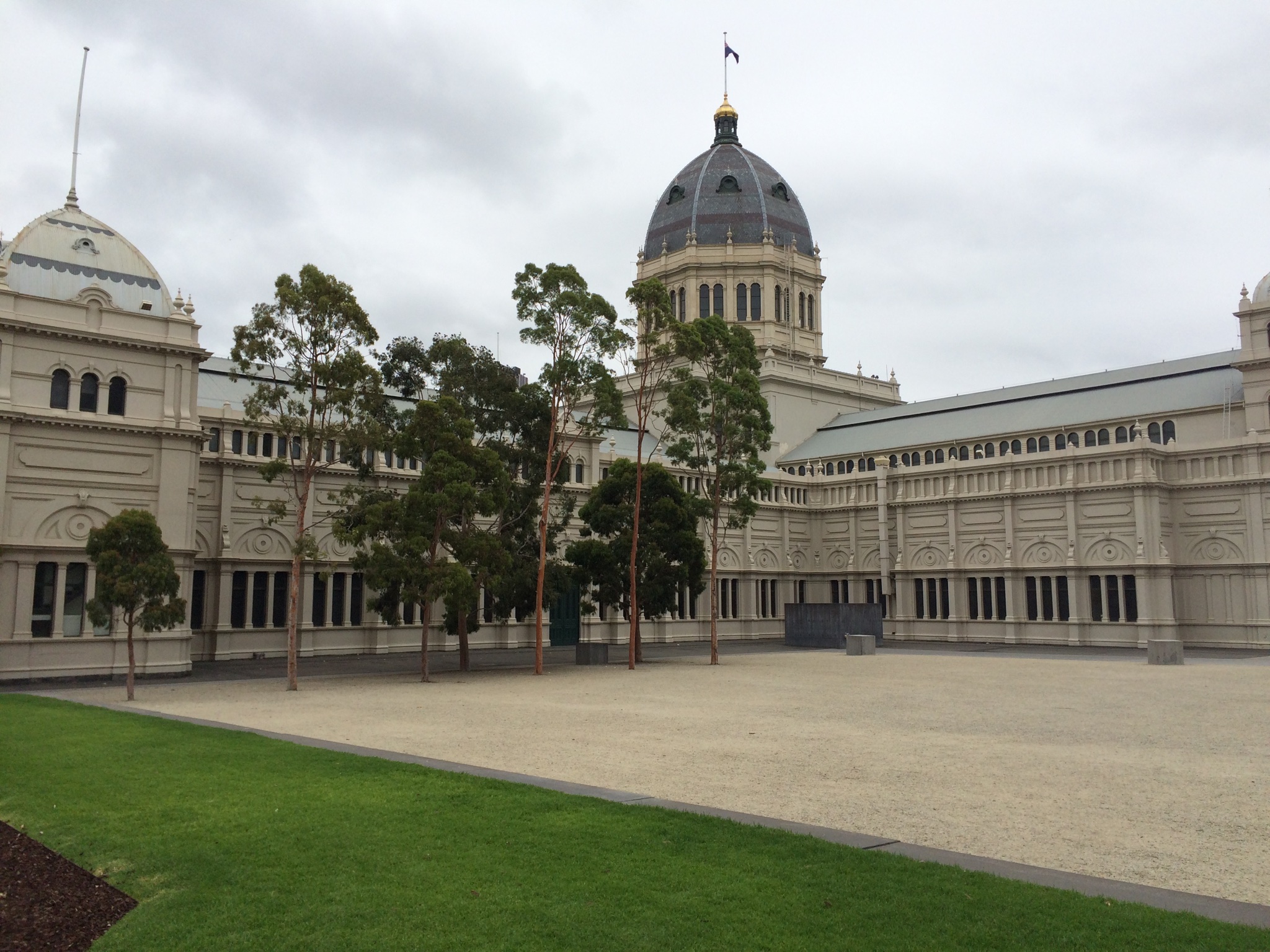 royal-exhibition2