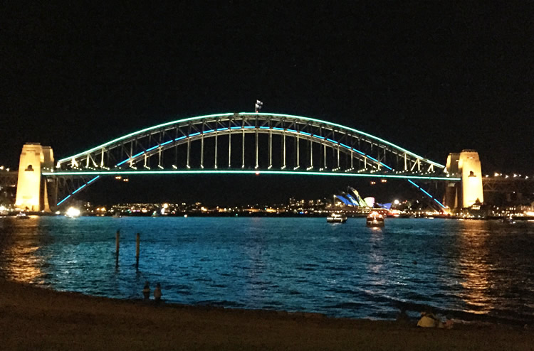 ハーバーブリッジの反対側