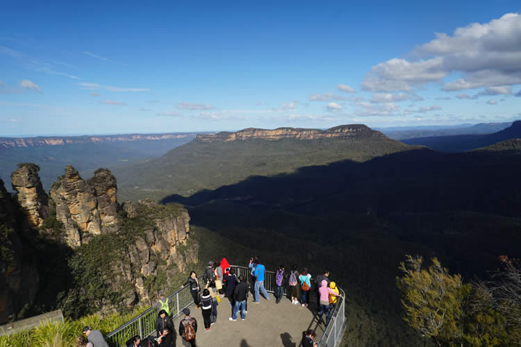 スリーシスターズ