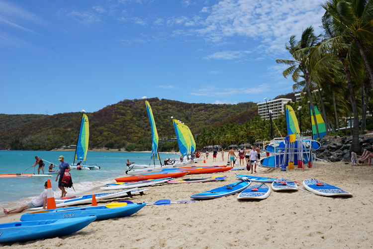 マリンスポーツが盛ん