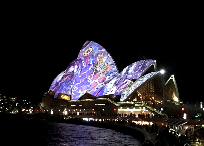 VIVID SYDNEY 2017 シドニー最大のライトアップイベント トラトラブログ オーストラリア情報配信中
